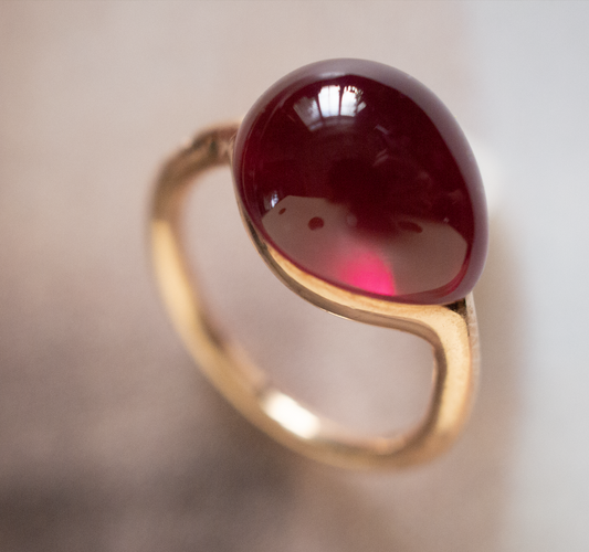 Pomellato Rouge Passion Ring 18k rose gold